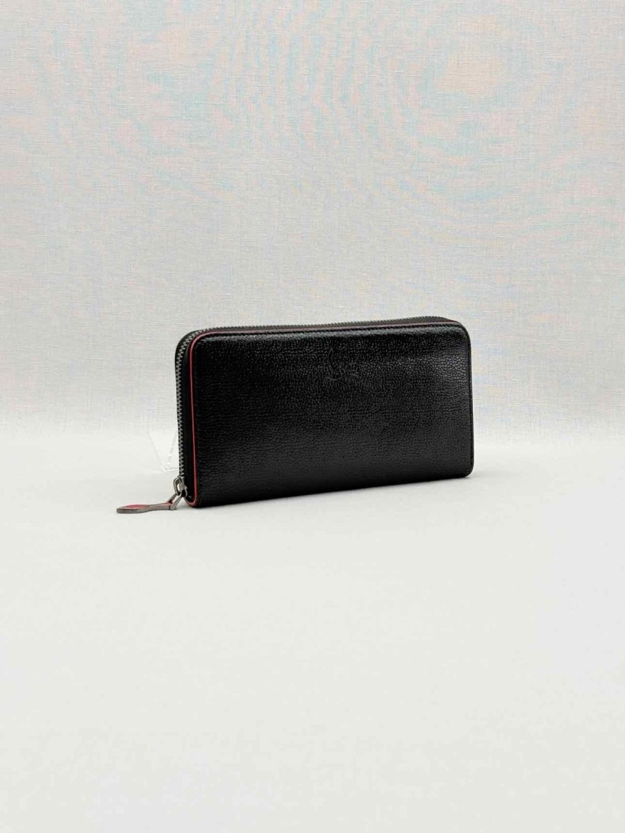 Pre-loved CHRISTIAN LOUBOUTIN Black Pebbled Continental Wallet at Reems Closet