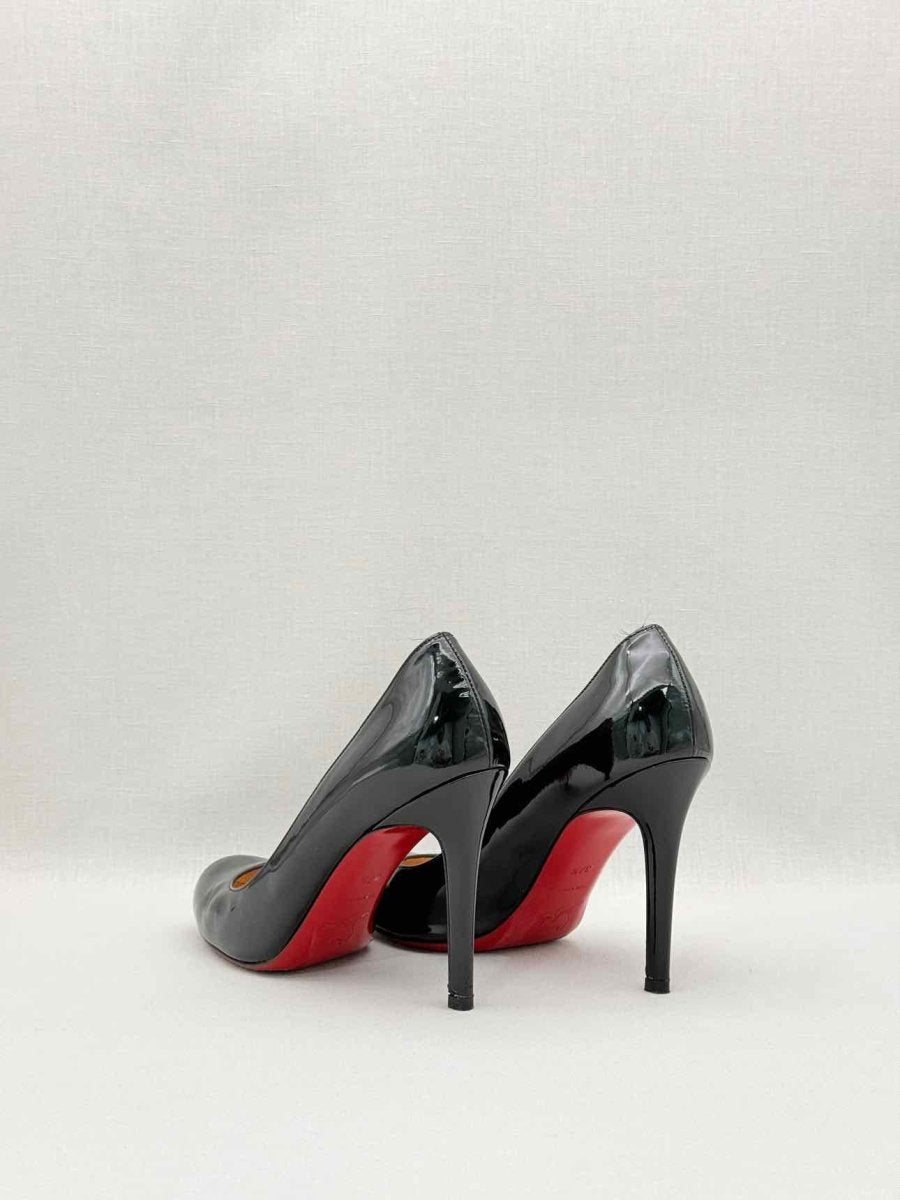 Pre-loved CHRISTIAN LOUBOUTIN Black Size EU 37.5 Pumps at Reems Closet