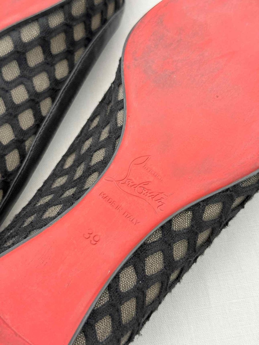 Pre-loved CHRISTIAN LOUBOUTIN Black Size EU 39 Ballet Flats at Reems Closet