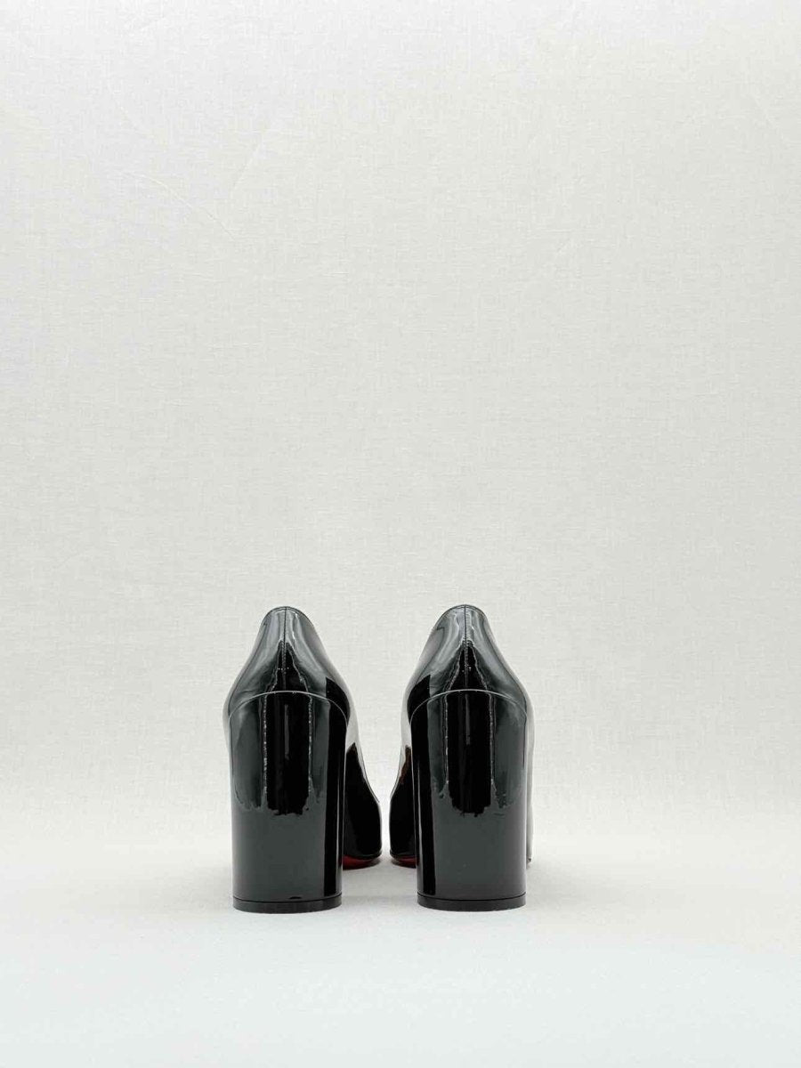 Pre - loved CHRISTIAN LOUBOUTIN Black Size EU 39.5 Pumps at Reems Closet