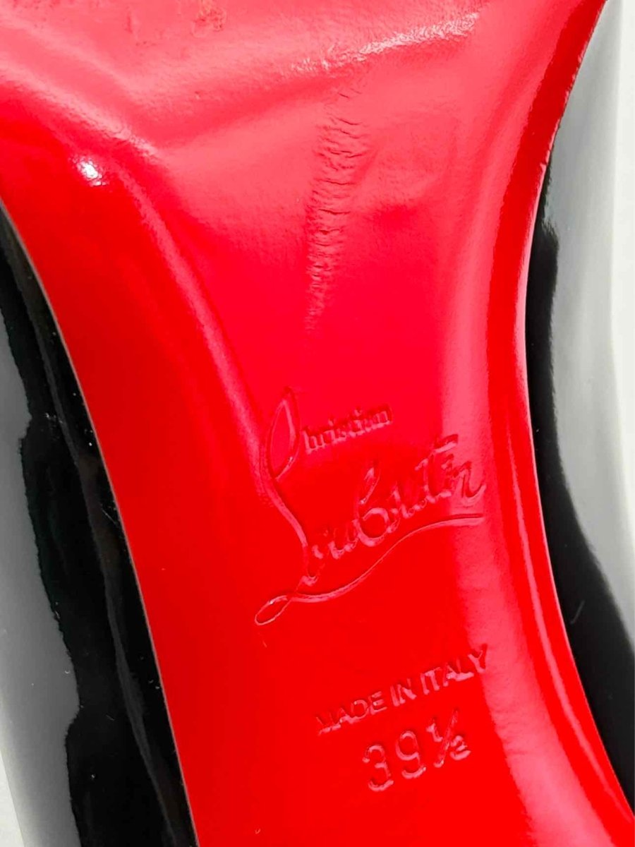 Pre - loved CHRISTIAN LOUBOUTIN Black Size EU 39.5 Pumps at Reems Closet