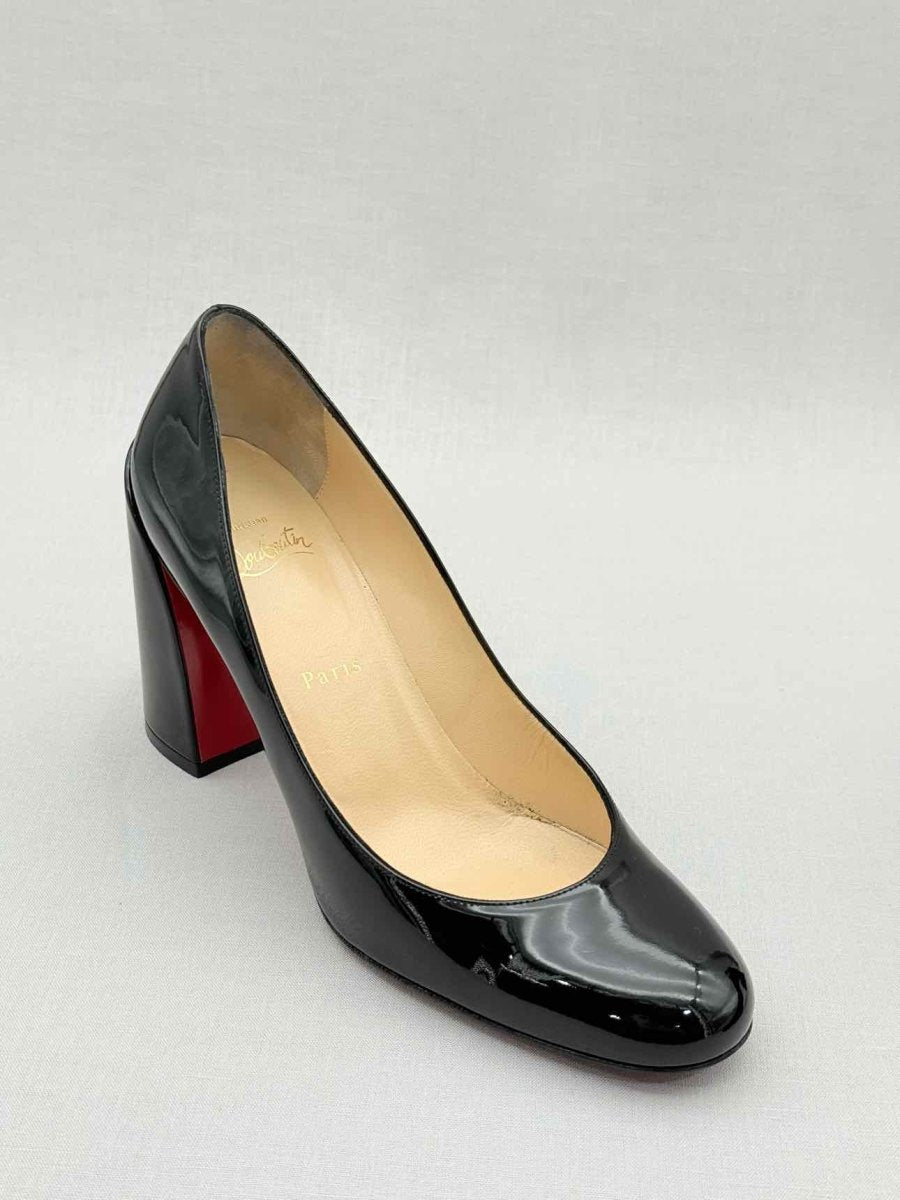 Pre - loved CHRISTIAN LOUBOUTIN Black Size EU 39.5 Pumps at Reems Closet