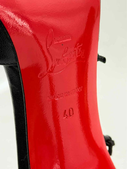 Pre - loved CHRISTIAN LOUBOUTIN Black Size EU 40 Pumps at Reems Closet