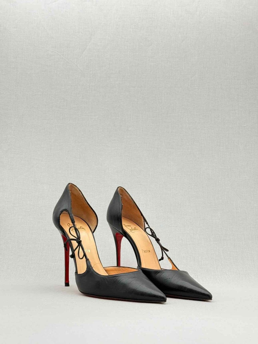 Pre - loved CHRISTIAN LOUBOUTIN Black Size EU 40 Pumps at Reems Closet