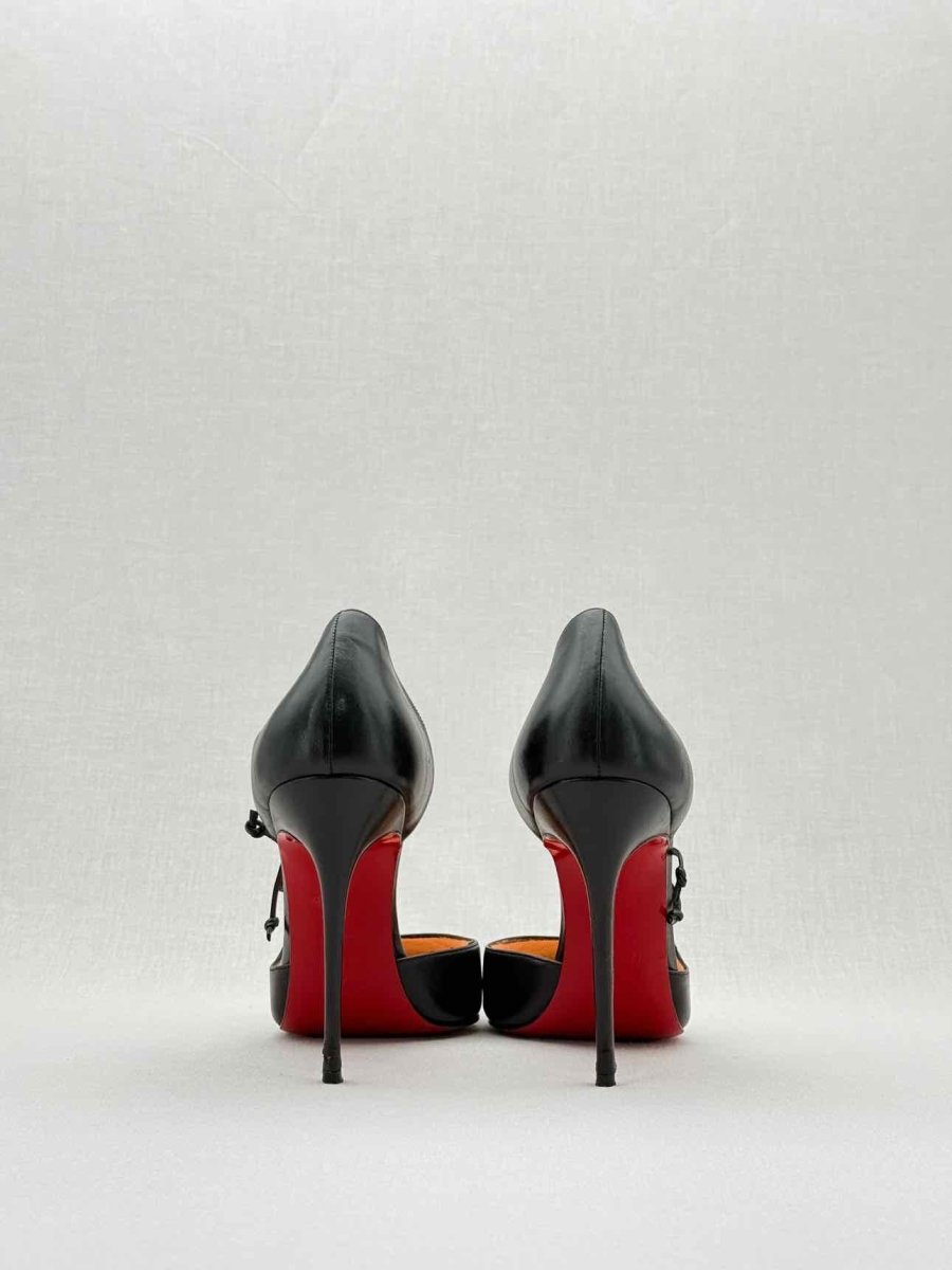 Pre - loved CHRISTIAN LOUBOUTIN Black Size EU 40 Pumps at Reems Closet