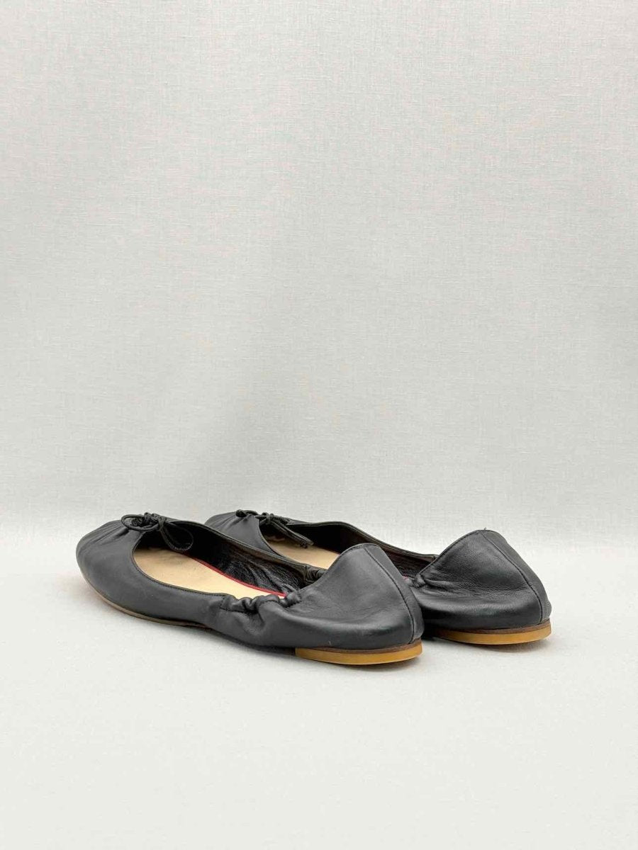 Pre-loved CHRISTIAN LOUBOUTIN Black Size EU 40.5 Ballet Flats at Reems Closet