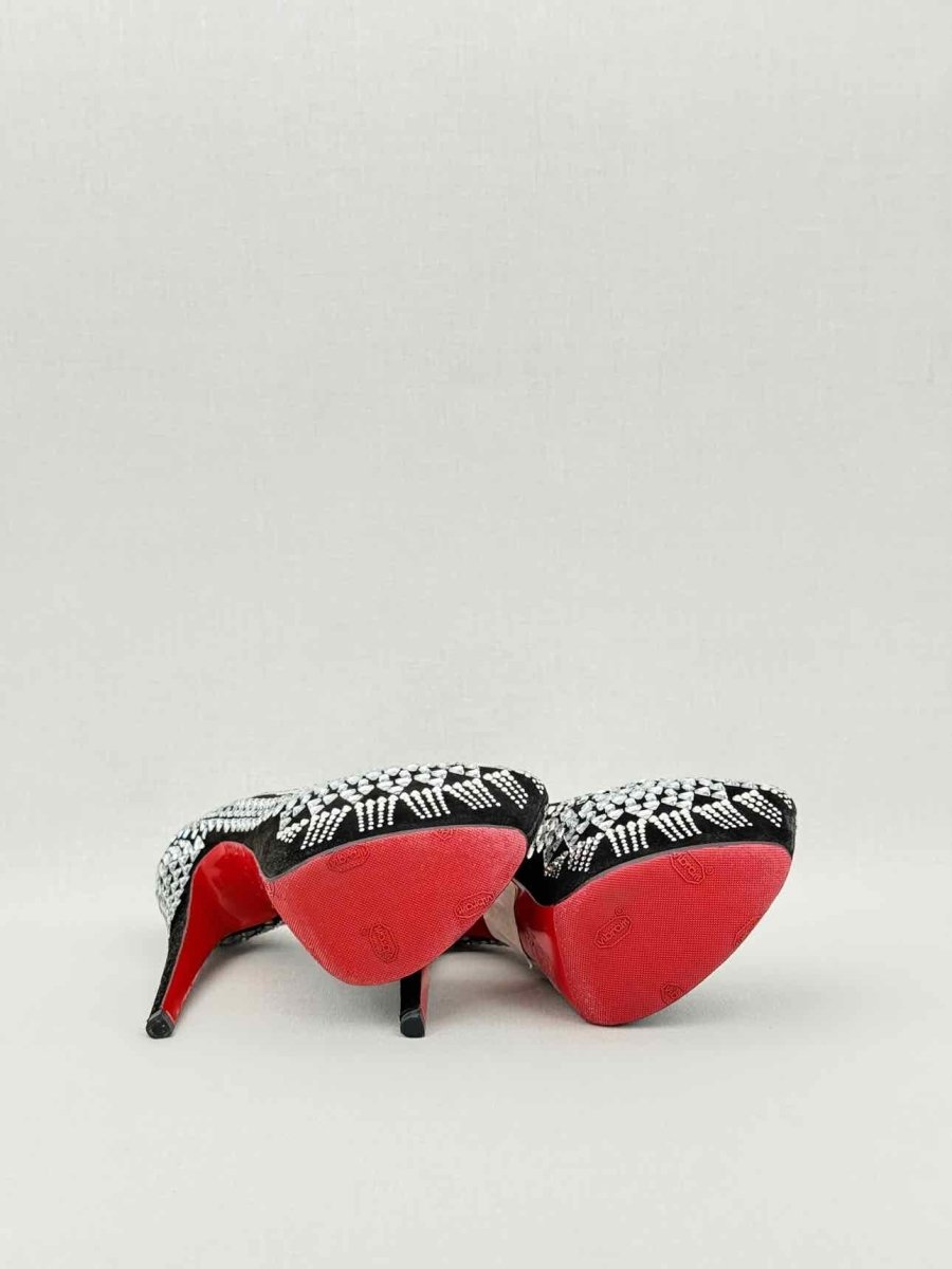 Pre - loved CHRISTIAN LOUBOUTIN Daffodile Black Size EU 35.5 Pumps at Reems Closet