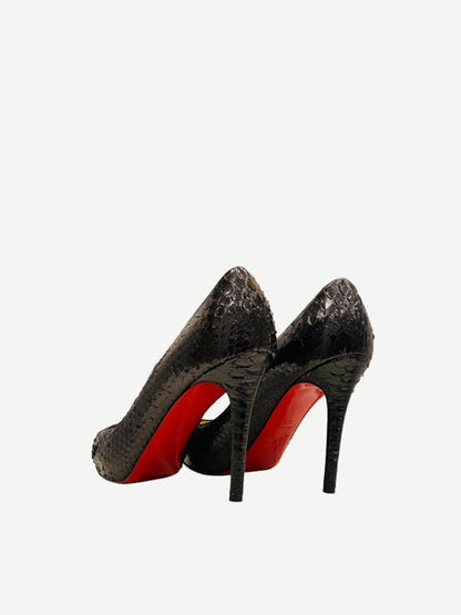 Pre - loved CHRISTIAN LOUBOUTIN Fifi Black Size EU 37.5 Pumps at Reems Closet
