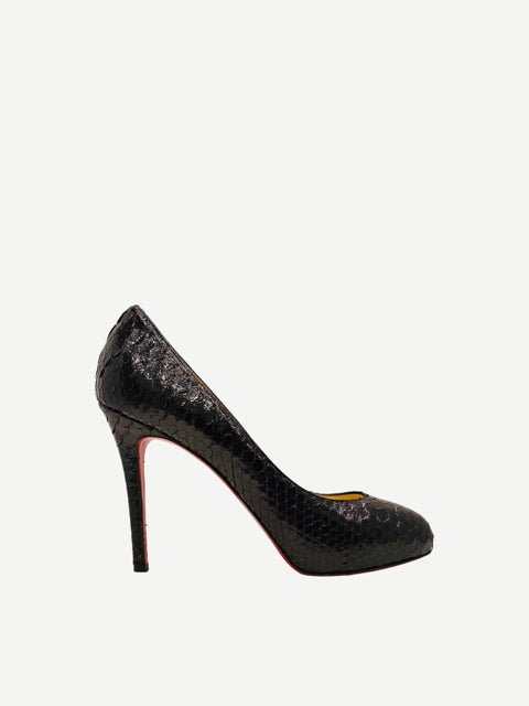 Pre - loved CHRISTIAN LOUBOUTIN Fifi Black Size EU 37.5 Pumps at Reems Closet