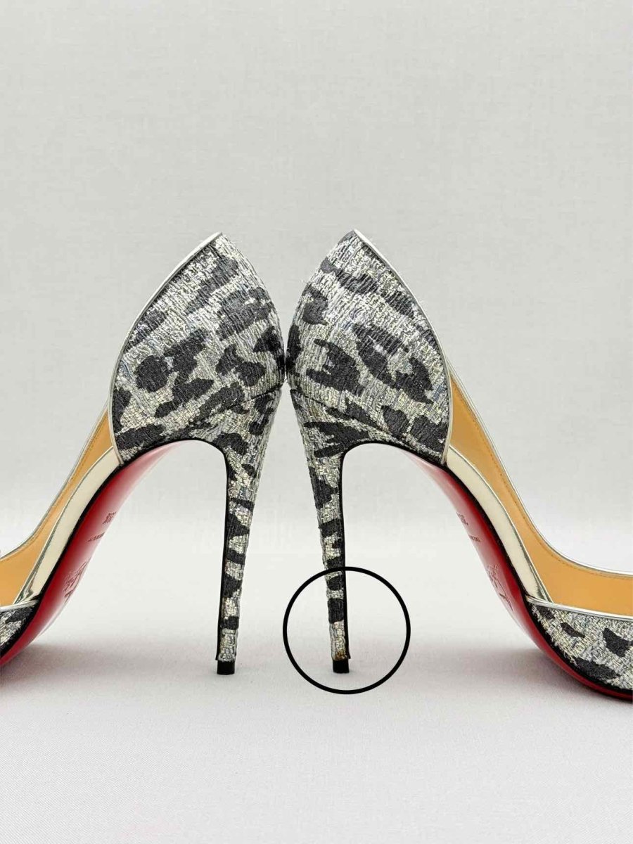 Pre - loved CHRISTIAN LOUBOUTIN Iriza Size EU 39.5 Pumps at Reems Closet