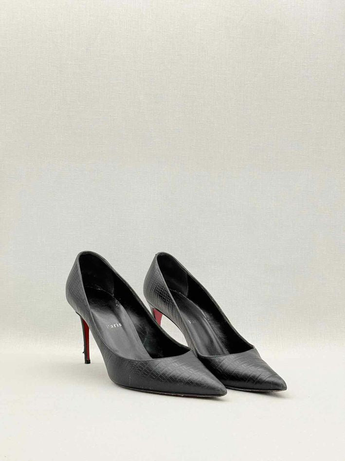 Pre-loved CHRISTIAN LOUBOUTIN Kate Black Size EU 40 Pumps at Reems Closet