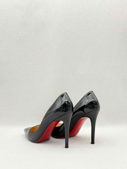 Pre-loved CHRISTIAN LOUBOUTIN Pigalle Black Size EU 38.5 Pumps at Reems Closet