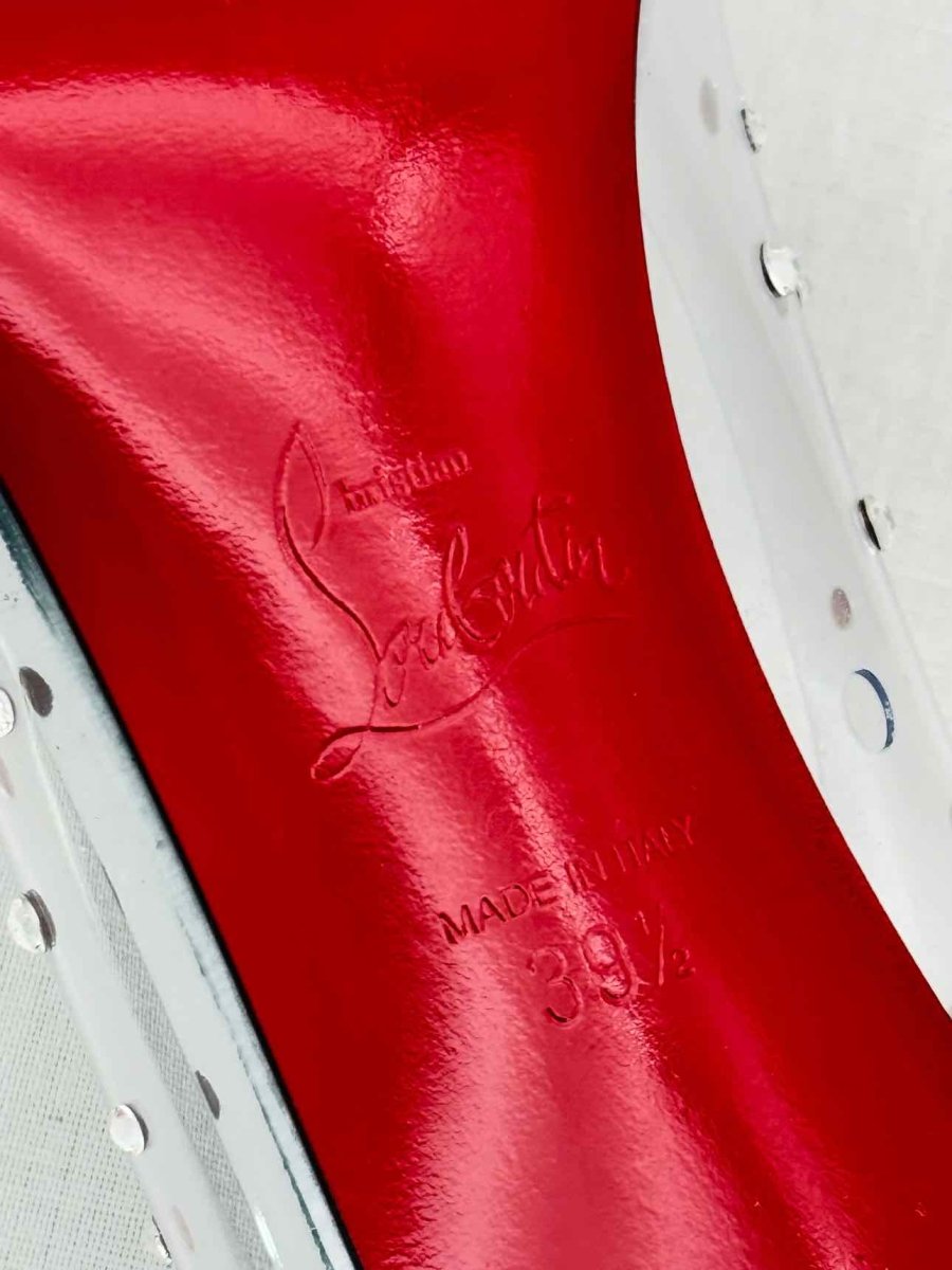 Pre - loved CHRISTIAN LOUBOUTIN Silver Size EU 39.5 Pumps at Reems Closet