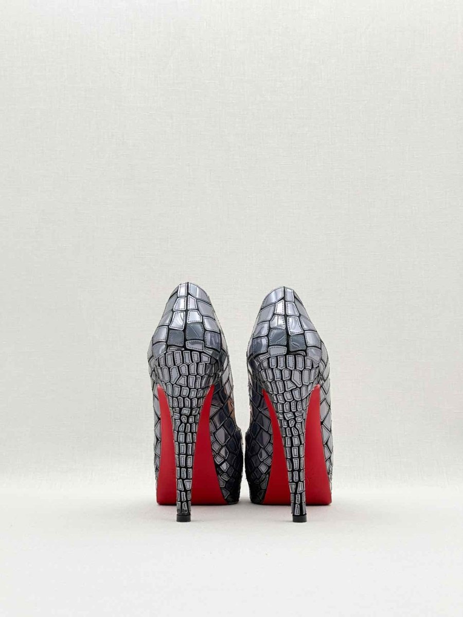 Pre - loved CHRISTIAN LOUBOUTIN Size EU 37.5 Pumps at Reems Closet