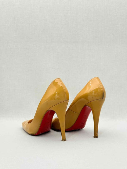 Pre - loved CHRISTIAN LOUBOUTIN Tan Size EU 39 Pumps at Reems Closet
