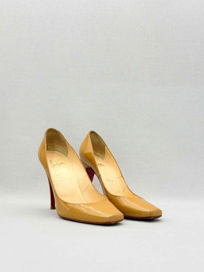 Pre - loved CHRISTIAN LOUBOUTIN Tan Size EU 39 Pumps at Reems Closet