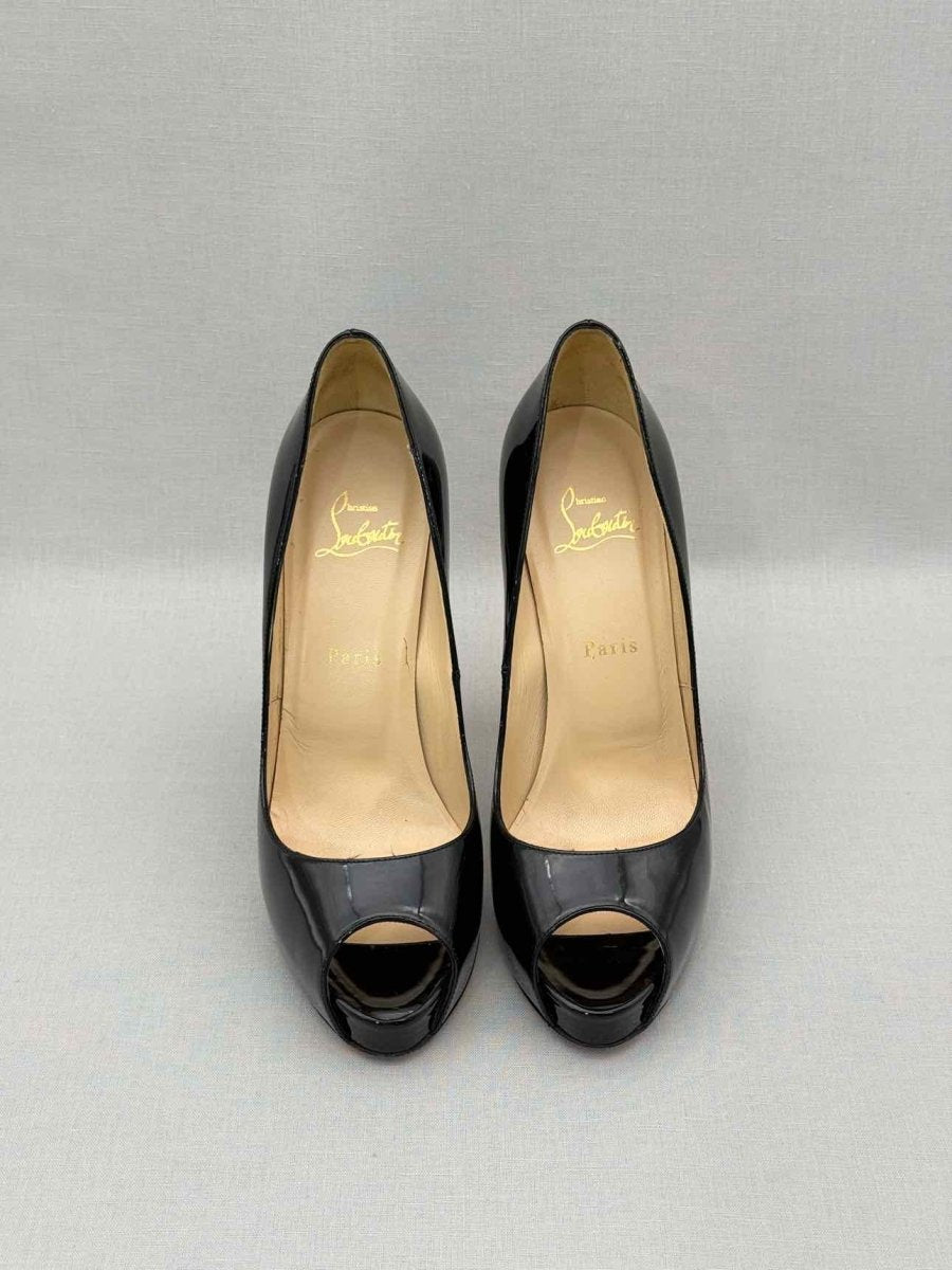 Pre-loved CHRISTIAN LOUBOUTIN Very Prive Black Size EU 39 Pumps at Reems Closet