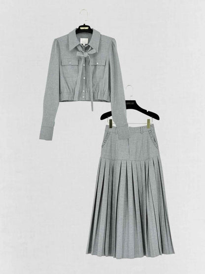 Pre - loved CINQ A SEPT Grey Pleated Size XSmall Outfit Set at Reems Closet