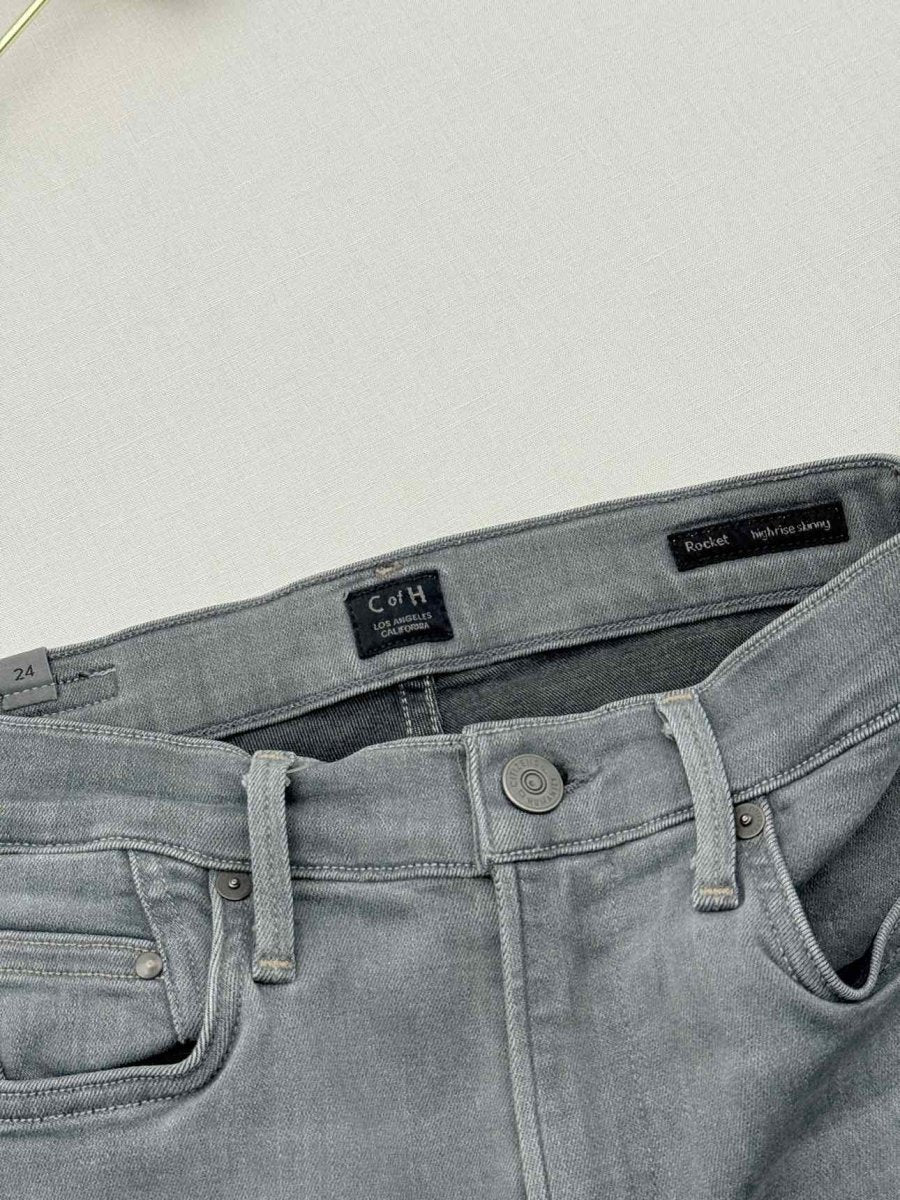 Pre - loved CITIZEN OF HUMANITY High Waisted Grey Size 24 Jeans at Reems Closet