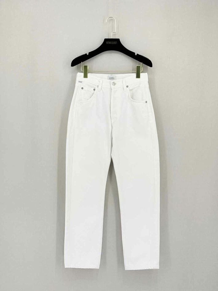 Pre-loved CITIZEN OF HUMANITY White Size 23 Jeans at Reems Closet