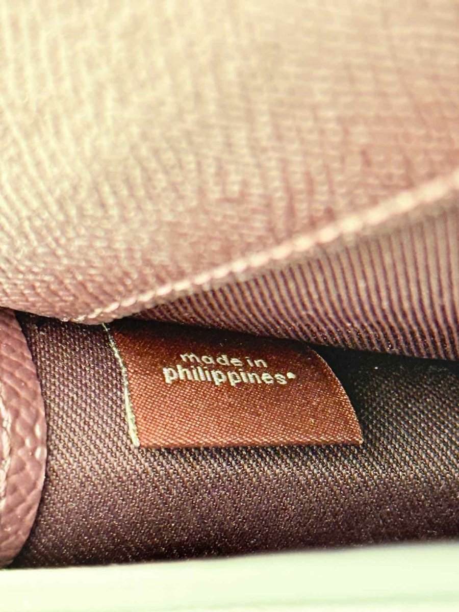 Pre - loved COACH Black Crossbody at Reems Closet