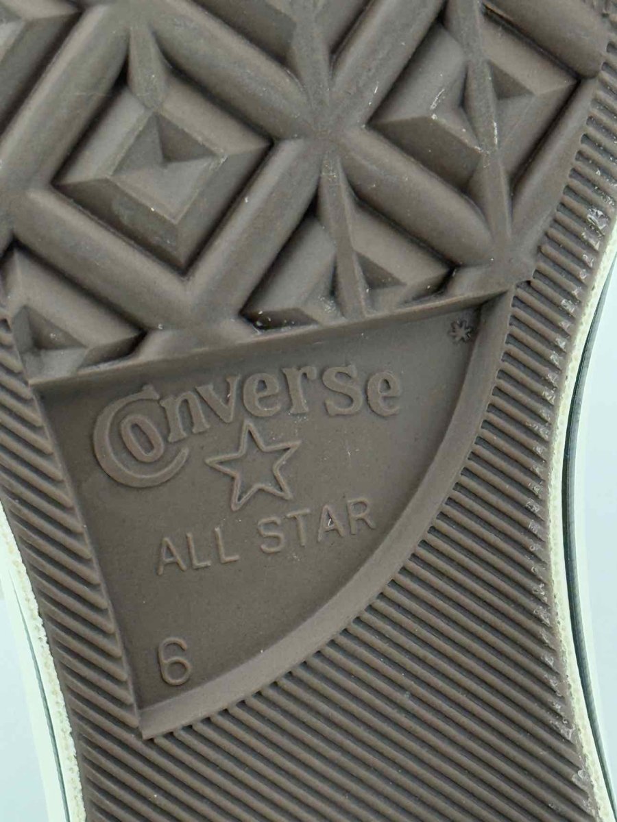 Pre - loved CONVERSE Chuck 70 Green Size EU 39 Sneakers at Reems Closet