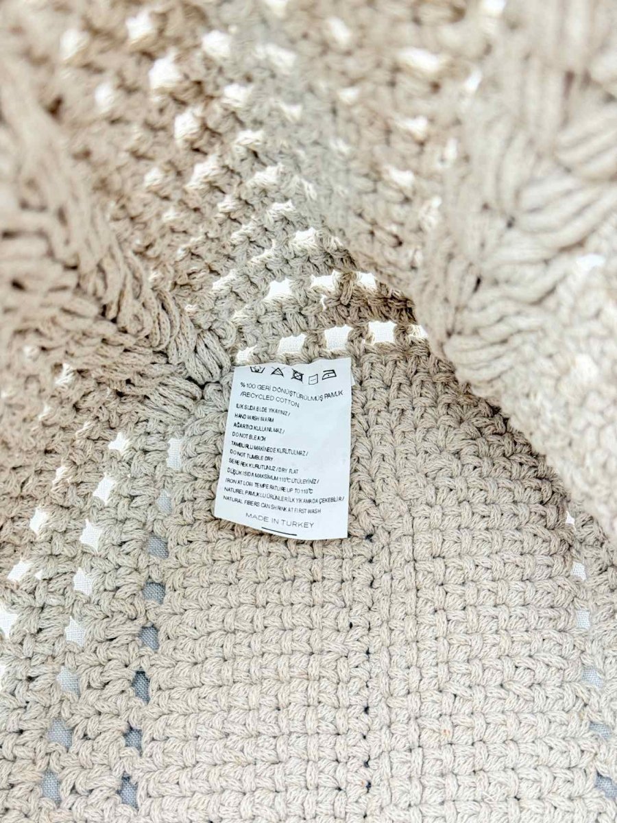 Pre-loved COOPERATIVE STUDIO Daily Beige Crochet Tote Bag at Reems Closet