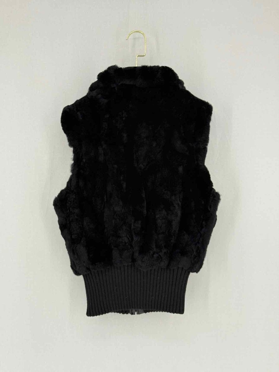 Pre - loved DERBY Black Size Medium Gilet at Reems Closet