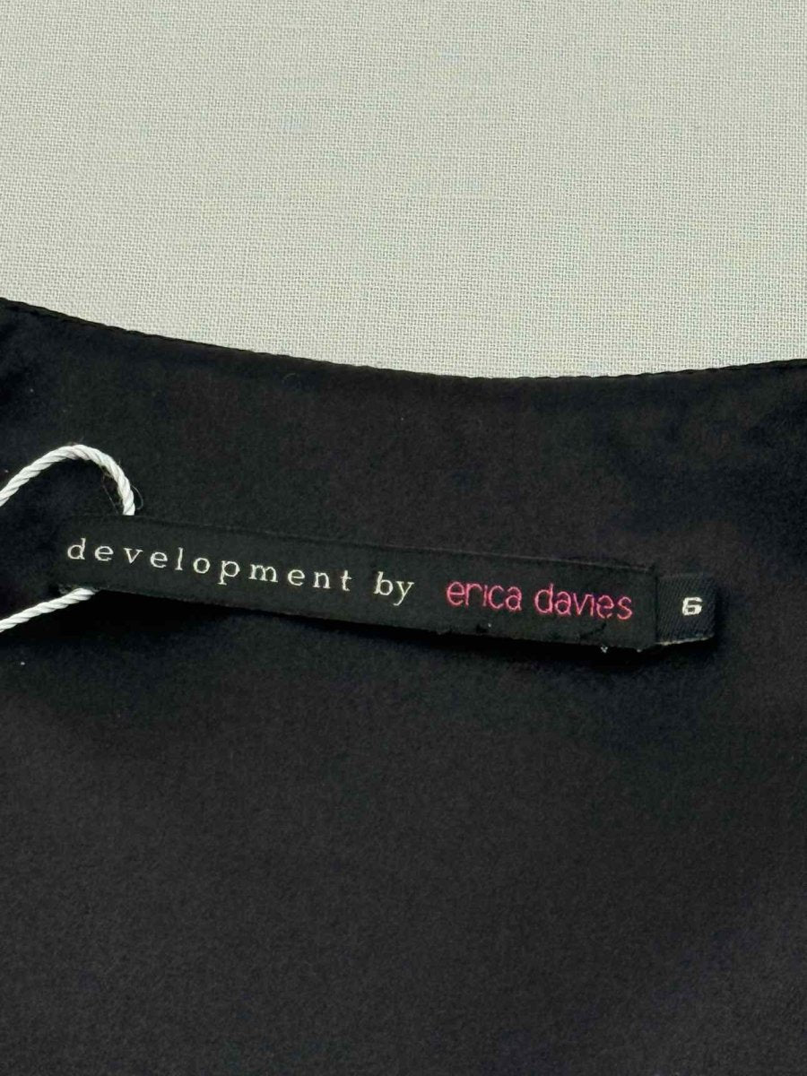 Pre - loved DEVELOPMENT Silk Black Size US 6 Knee Length Dress at Reems Closet