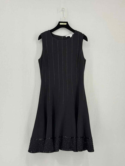 Pre - loved DIANE VON FURSTENBERG Black Size US 4 Knee Length Dress at Reems Closet
