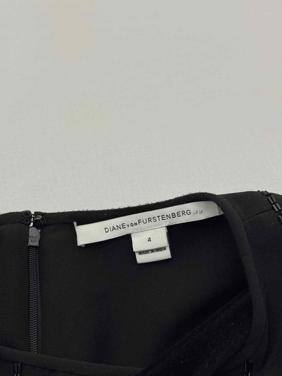 Pre - loved DIANE VON FURSTENBERG Black Size US 4 Knee Length Dress at Reems Closet