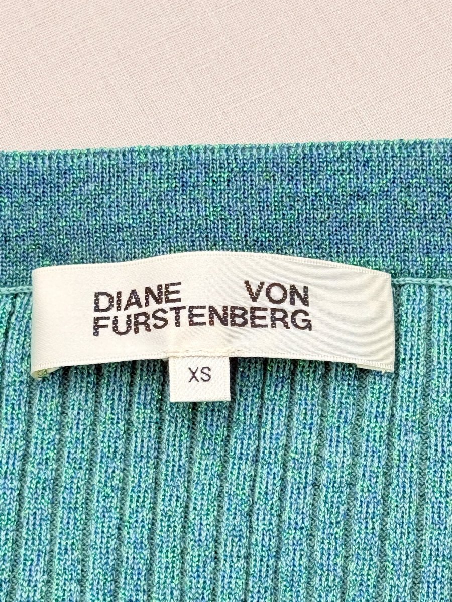 Pre - loved DIANE VON FURSTENBERG Blue Knit Size XSmall Midi Skirt at Reems Closet