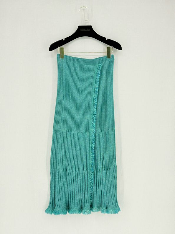 Pre - loved DIANE VON FURSTENBERG Blue Knit Size XSmall Midi Skirt at Reems Closet