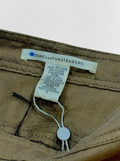 Pre - loved DIANE VON FURSTENBERG Size US 12 Knee Length Skirt at Reems Closet