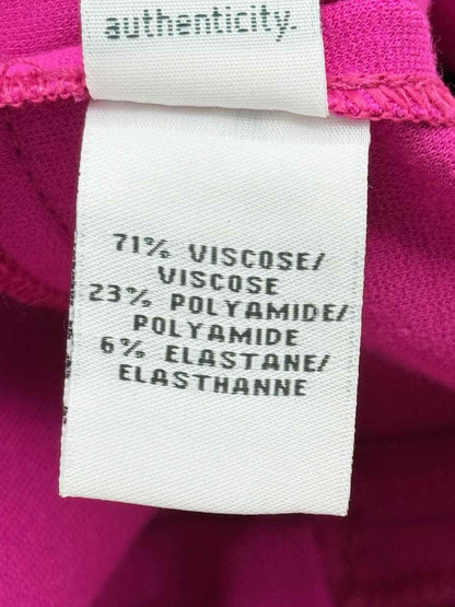 Pre - loved DIANE VON FURSTENBERG Size US 14 Knee Length Dress at Reems Closet
