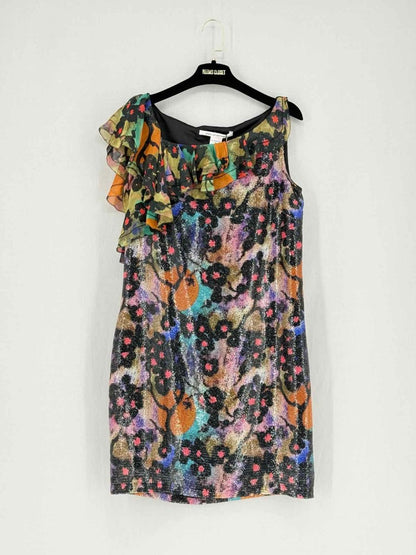 Pre - loved DIANE VON FURSTENBERG Size US 6 Short Dress at Reems Closet