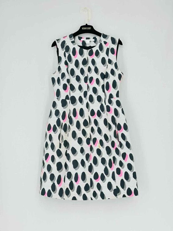 Pre - loved DIANE VON FURSTENBERG Size US 8 Short Dress at Reems Closet