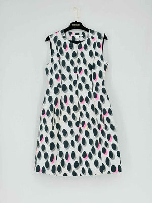 Pre - loved DIANE VON FURSTENBERG Size US 8 Short Dress at Reems Closet
