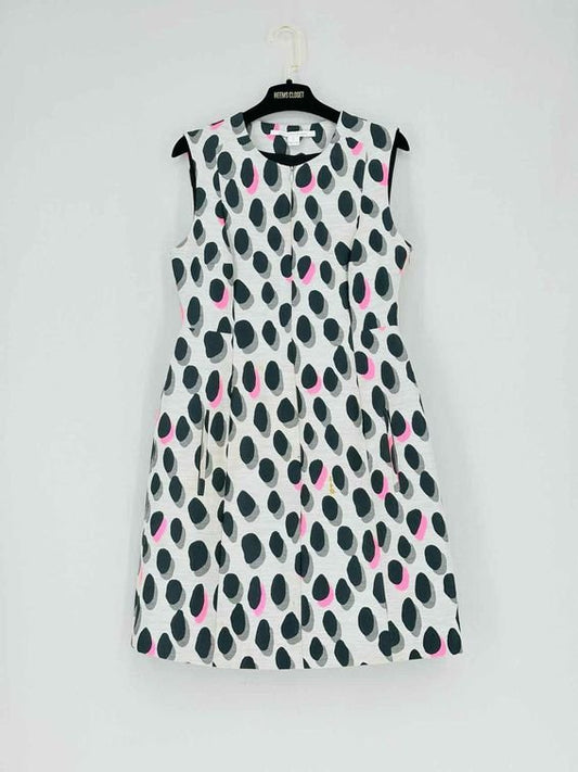 Pre - loved DIANE VON FURSTENBERG Size US 8 Short Dress at Reems Closet