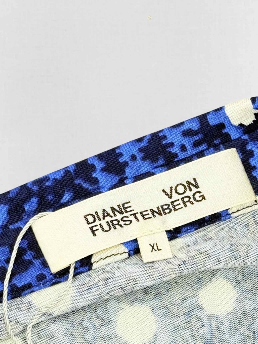 Pre - loved DIANE VON FURSTENBERG Size XLarge Long Dress at Reems Closet