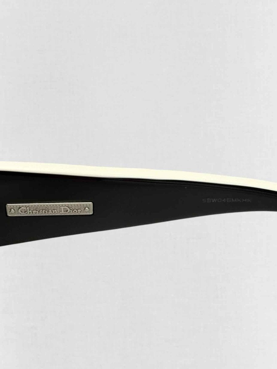 Pre-loved DIOR Black Sunglasses at Reems Closet