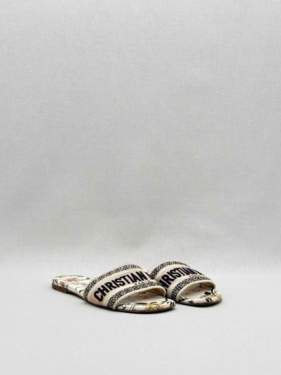 Pre - loved DIOR Dway Beige Multicolor Size EU 35.5 Flats at Reems Closet
