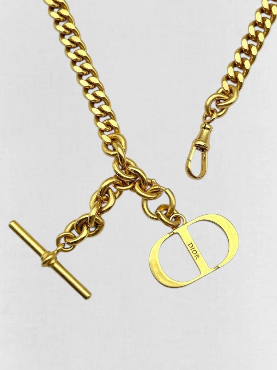 Pre - loved DIOR Fashion Necklace at Reems Closet