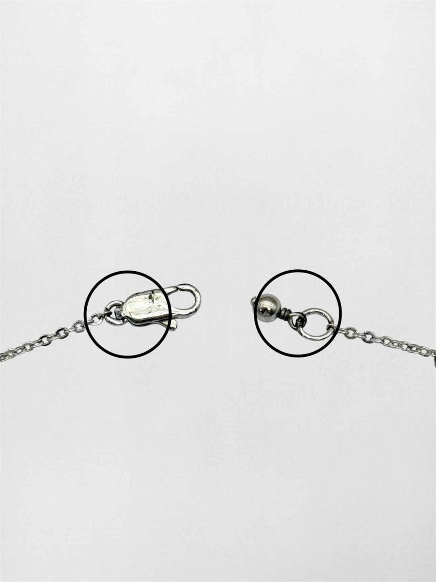 Pre-loved DIOR Fashion Necklace at Reems Closet