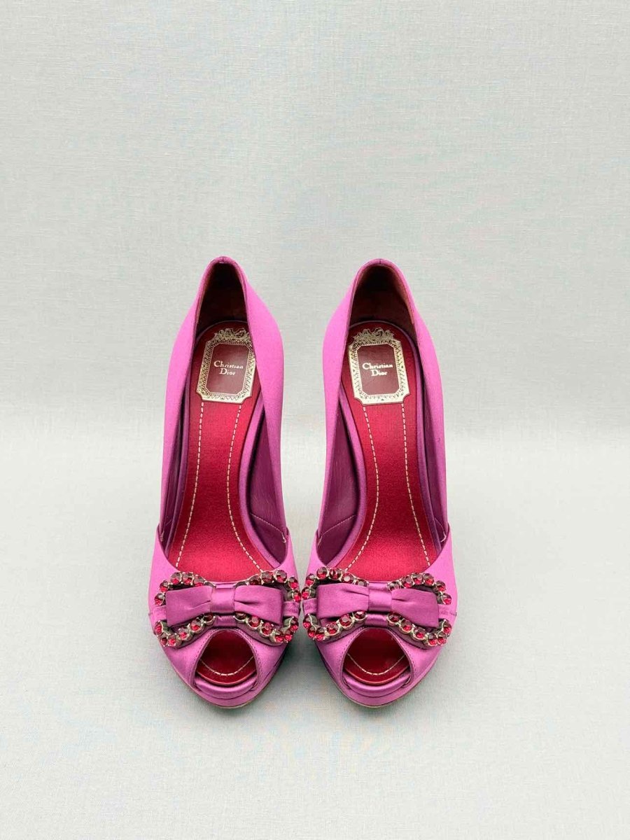 Pre-loved DIOR Fuchsia Crystal Embellished Size EU 38 Pumps at Reems Closet