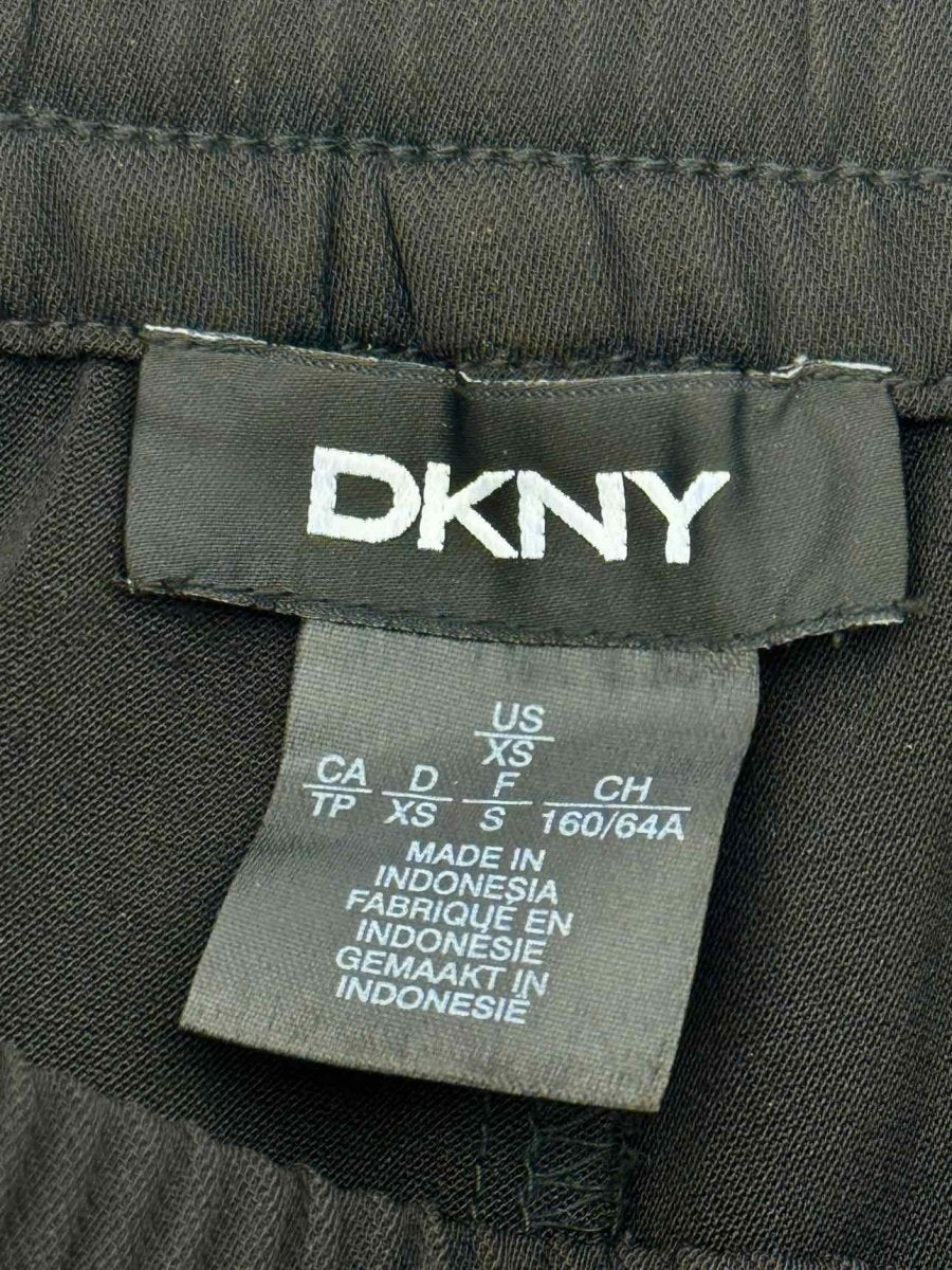 Pre - loved DKNY Black Size XSmall Pants at Reems Closet