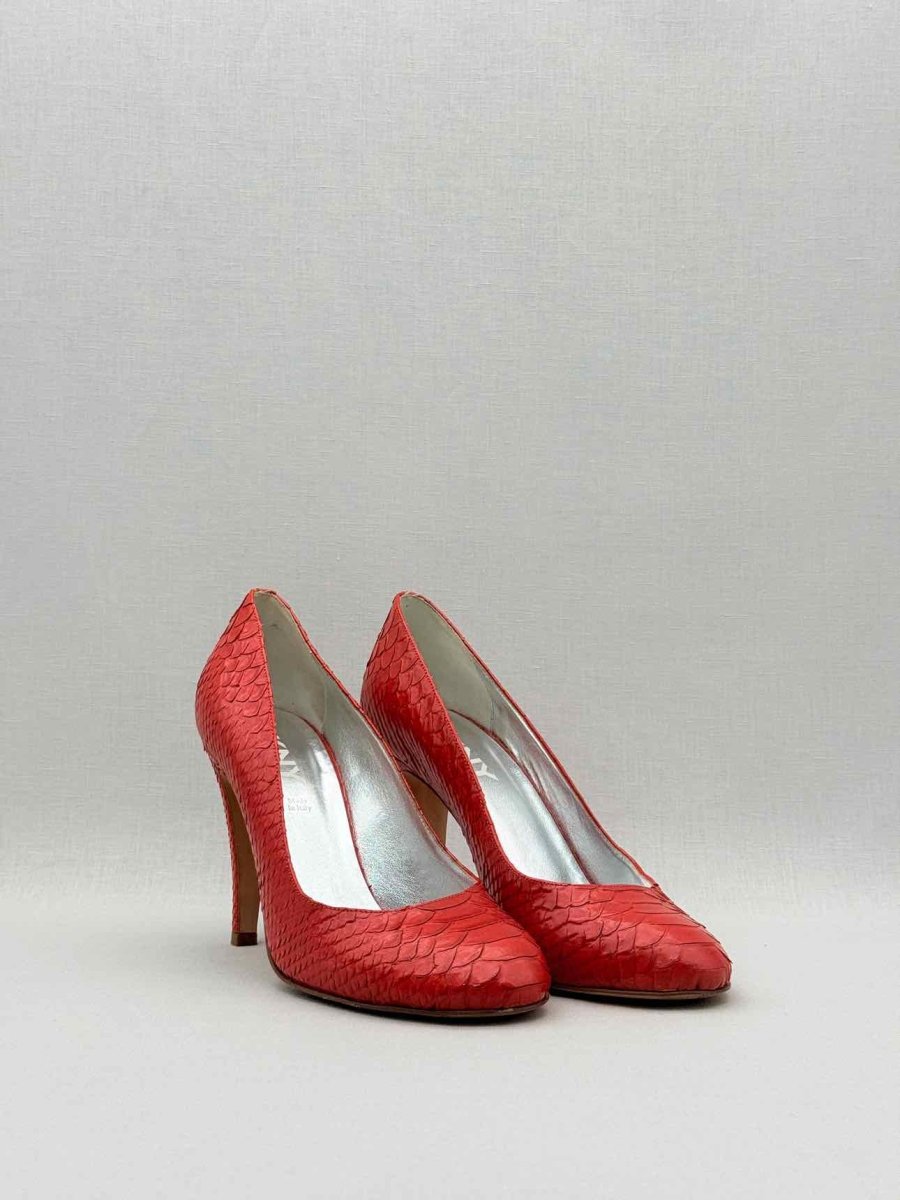 Pre - loved DKNY Red Size EU 38.5 Pumps at Reems Closet