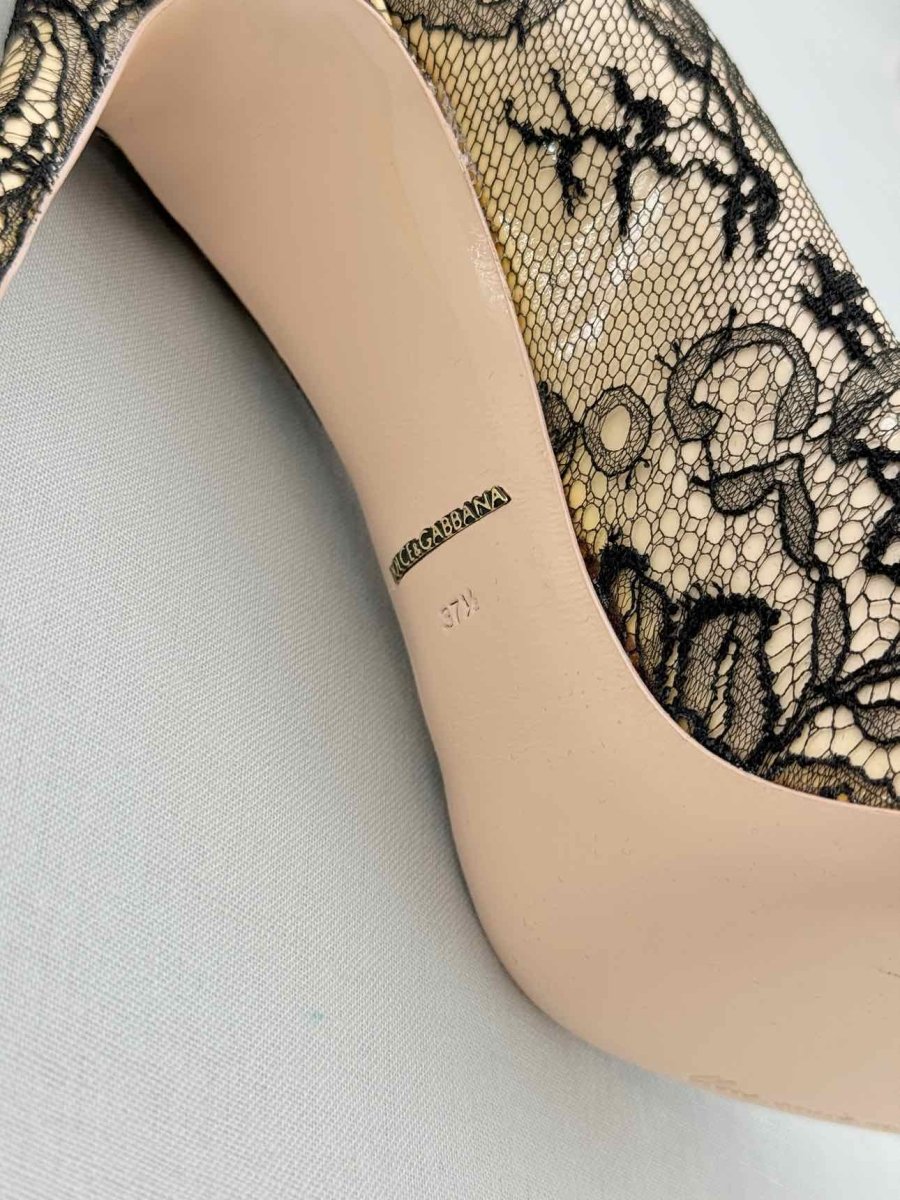 Pre - loved DOLCE & GABBANA Black & Beige Size EU 37.5 Pumps at Reems Closet