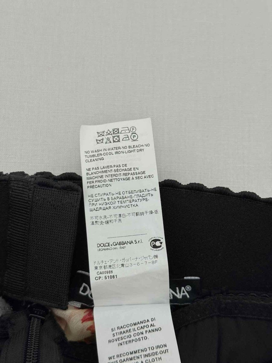 Pre - loved DOLCE & GABBANA Black Multicolor Size US 2 Midi Skirt at Reems Closet