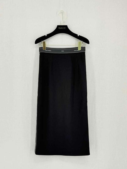 Pre-loved DOLCE & GABBANA Black Size US 2 Midi Skirt at Reems Closet